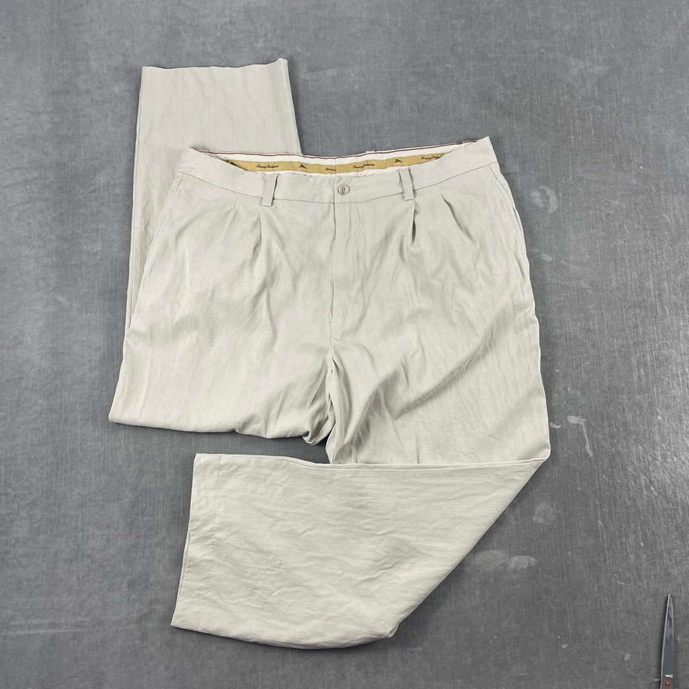 Tommy Bahama Mens 38x32 Beige Pleated Trousers Silk Blend Relaxed Fit
